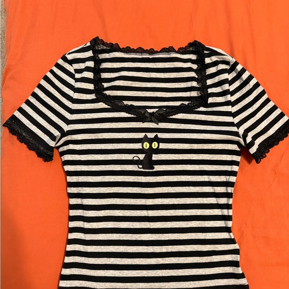 ROMWE Black and Gray Striped Top